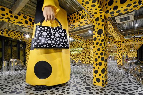 yamaka louis vuitton|Louis Vuitton yayoi kusama.